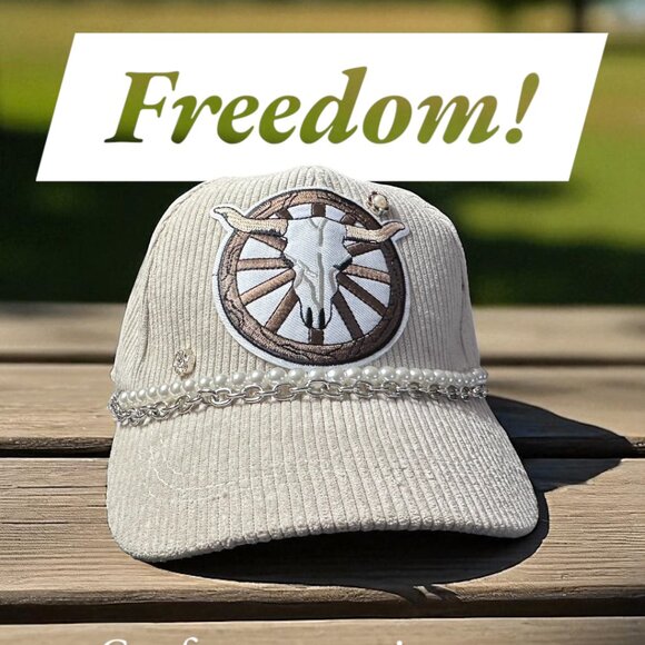 The Freedom Hat with Cow Skull and Bling - Picture 1 of 3